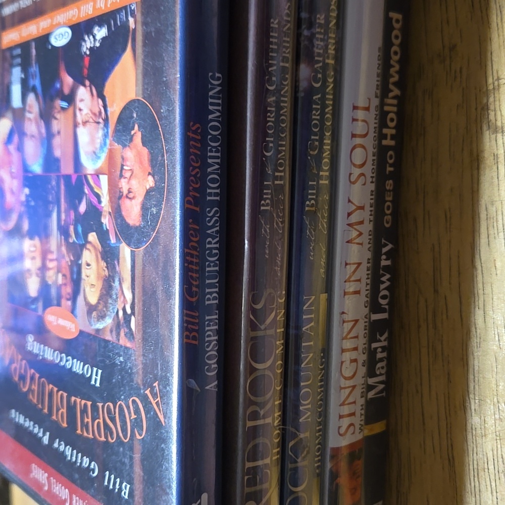 4 DVDs Bill & Gloria Gaither & Friends Homecoming & Mark Lowry  DVD
